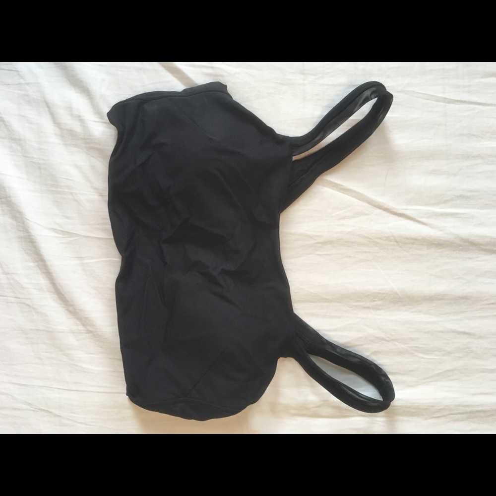 Lululemon Featherlight black sports bra